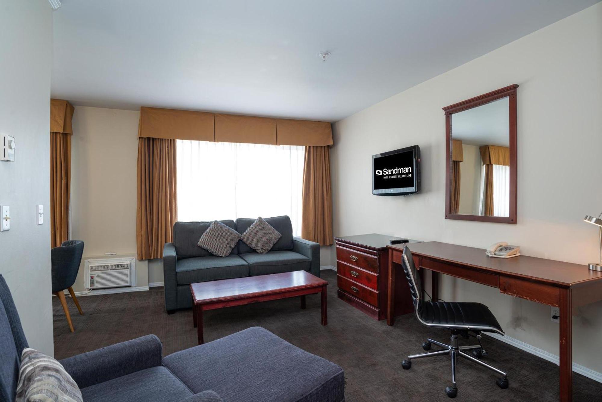 Sandman Hotel&Suites Williams Lake Buitenkant foto